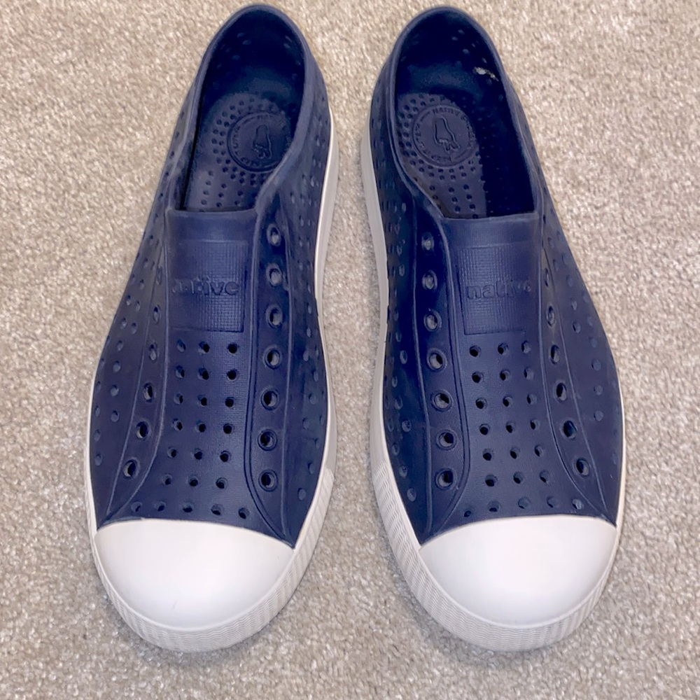 Native Shoes Navy Blue J5